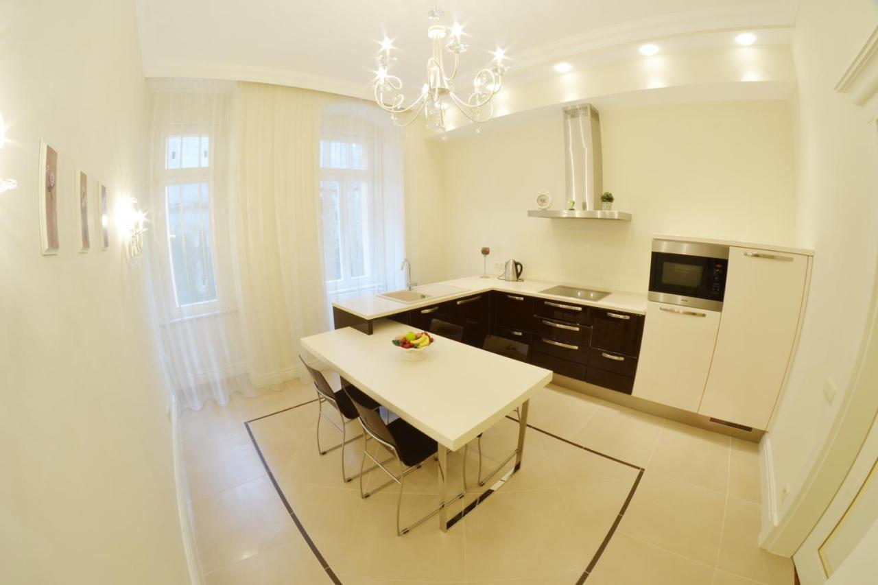 Apartma Premium Karlowe Wary Zewnętrze zdjęcie