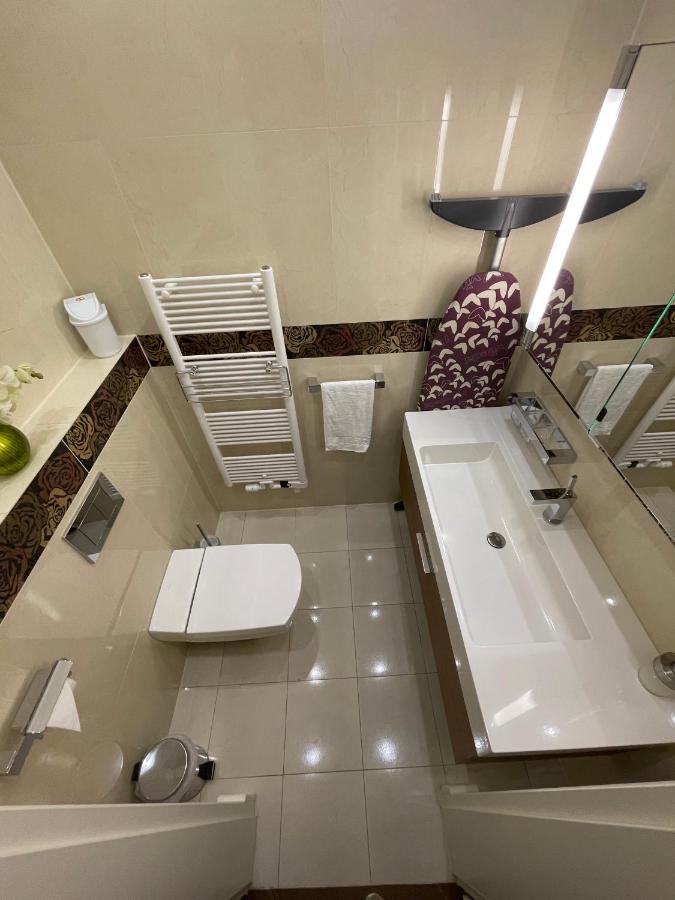 Apartma Premium Karlowe Wary Zewnętrze zdjęcie